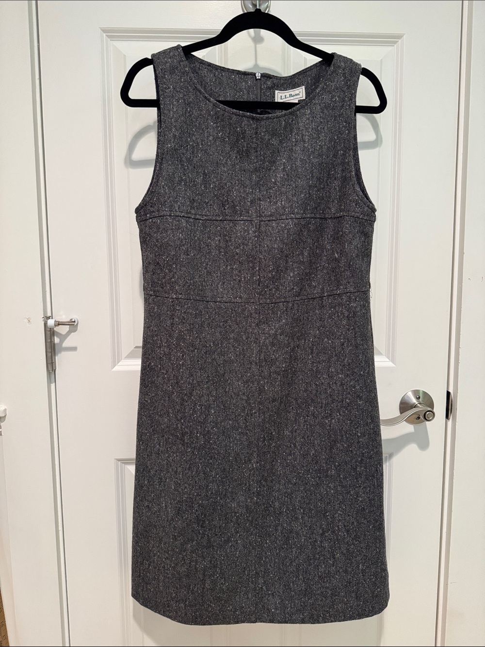 L.L. Bean Women's Tweed Jumper Size 6